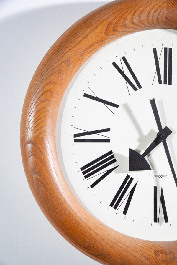 Mid Century Modern Clock Herman Miller Howard Round Oak Working 611 Arthur Umanoff - Image 7