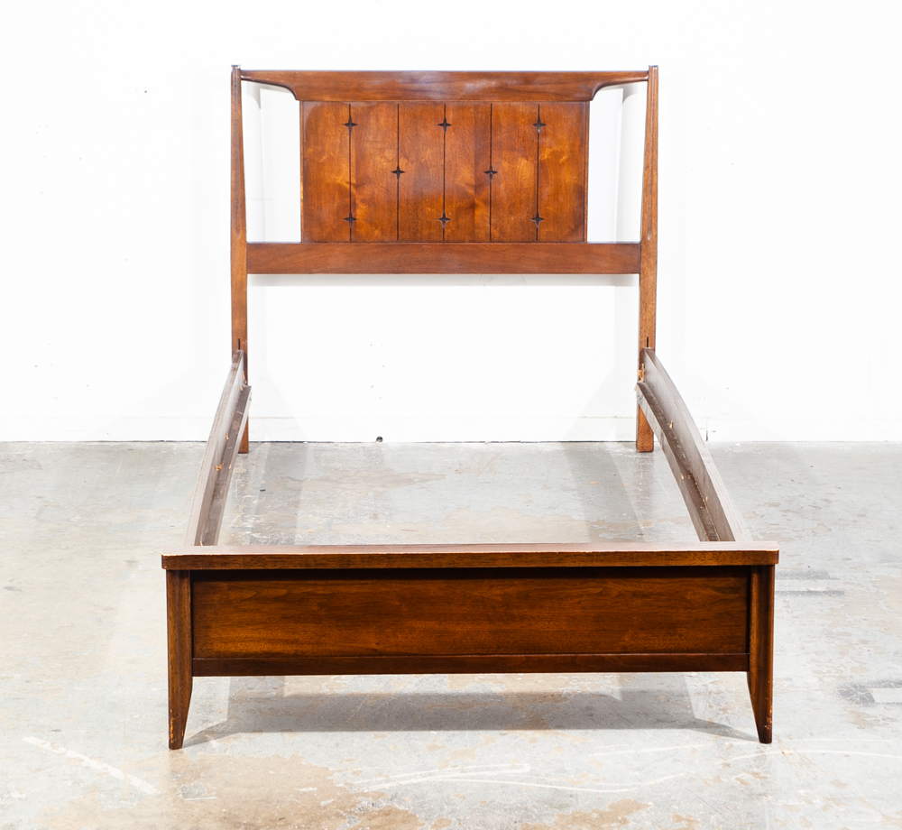 Mid Century Modern Bed Frame Twin Size Broyhill Saga Walnut Headboard Vintage - Image 4