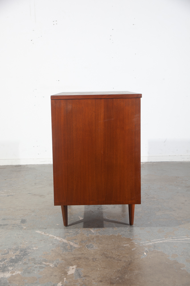 Mid Century Modern Chest of Drawers Dresser Walnut 3 Drawer American Vintage - Image 6