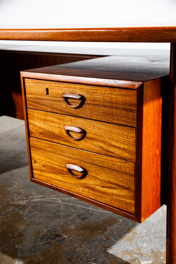 Mid Century Danish Modern Desk Kai Kristiansen Teak Executive Floating Denmark FM60 Restored Large - Image 8