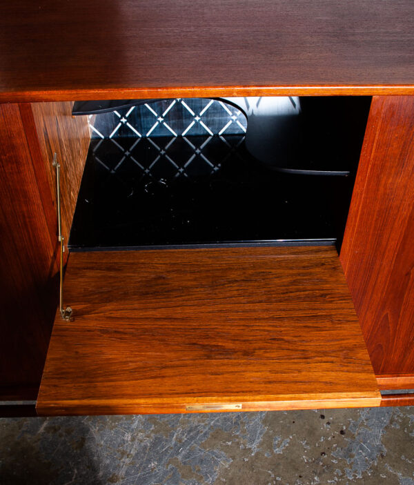 Mid Century Danish Modern Credenza Highboard Teak Wood Drawers Denmark Large - Image 10