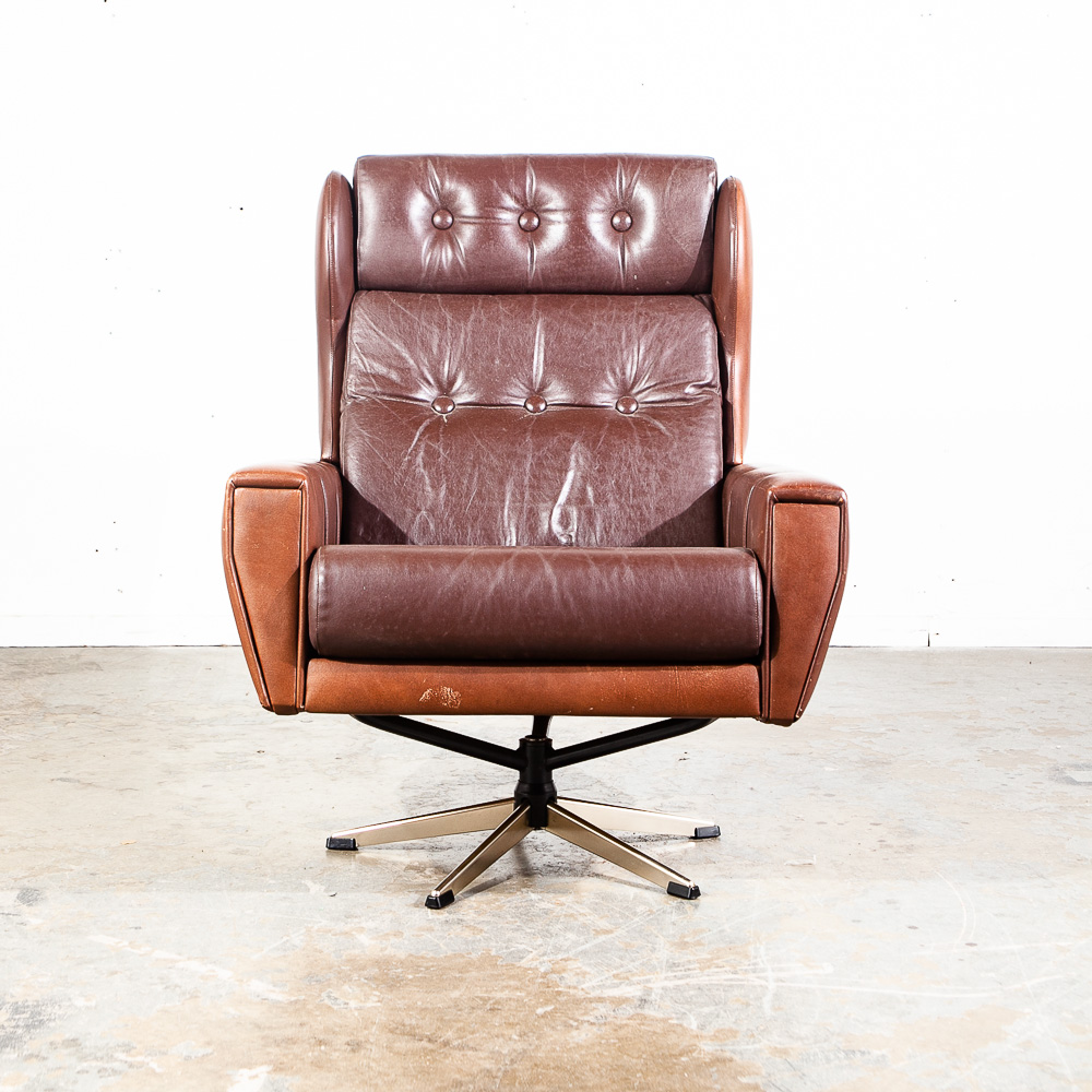 Mid Century Danish Modern Lounge Chair Swivel Brown Leather Svend Skipper Metal - Image 3