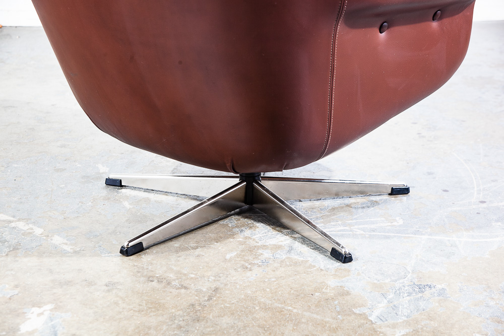 Mid Century Danish Modern Lounge Chair Recliner Red Leather Swivel Denmark Mcm - Image 10