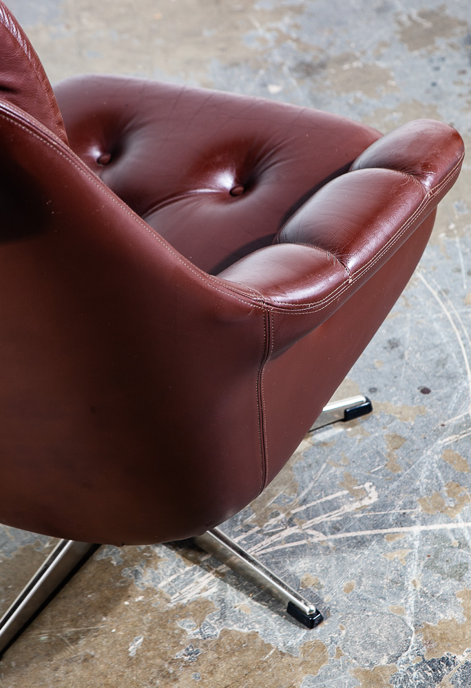 Mid Century Danish Modern Lounge Chair Recliner Red Leather Swivel Denmark Mcm - Image 9