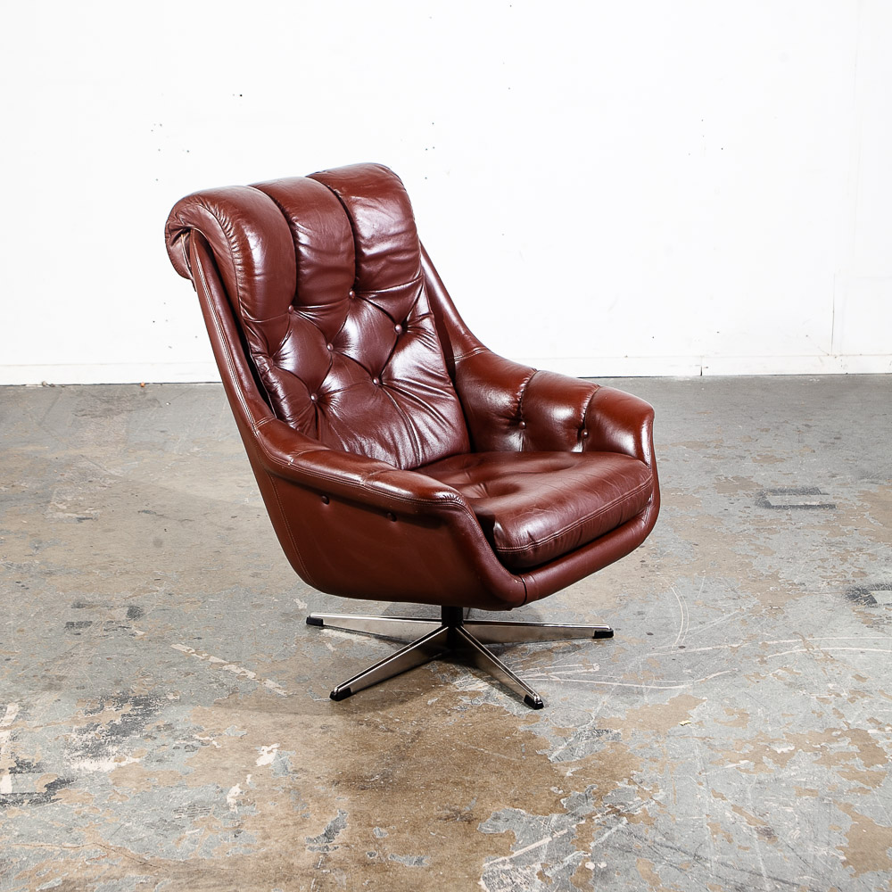 Mid Century Danish Modern Lounge Chair Recliner Red Leather Swivel Denmark Mcm