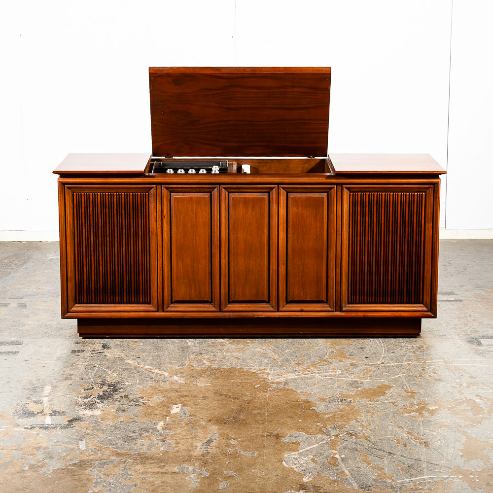 Mid Century Modern Stereo Console Credenza Fisher Statesman Radio Record Player - Image 3