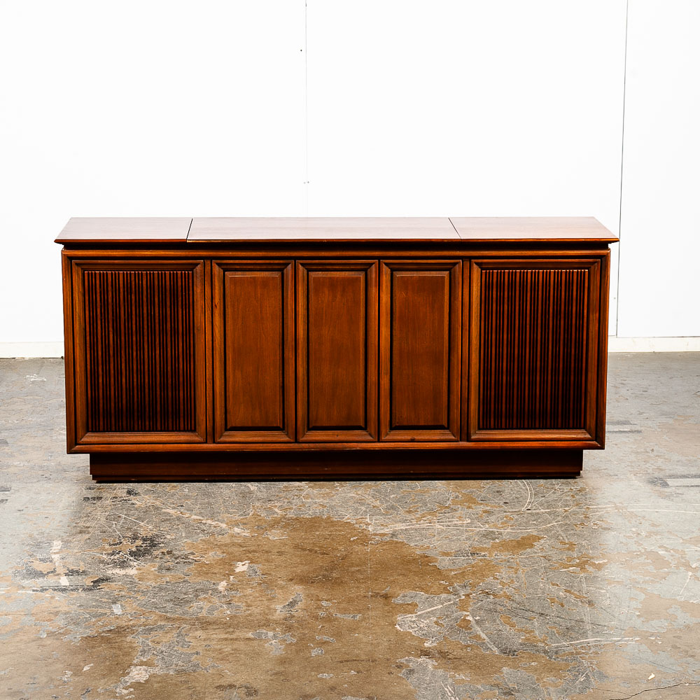 Mid Century Modern Stereo Console Credenza Fisher Statesman Radio Record Player - Image 4