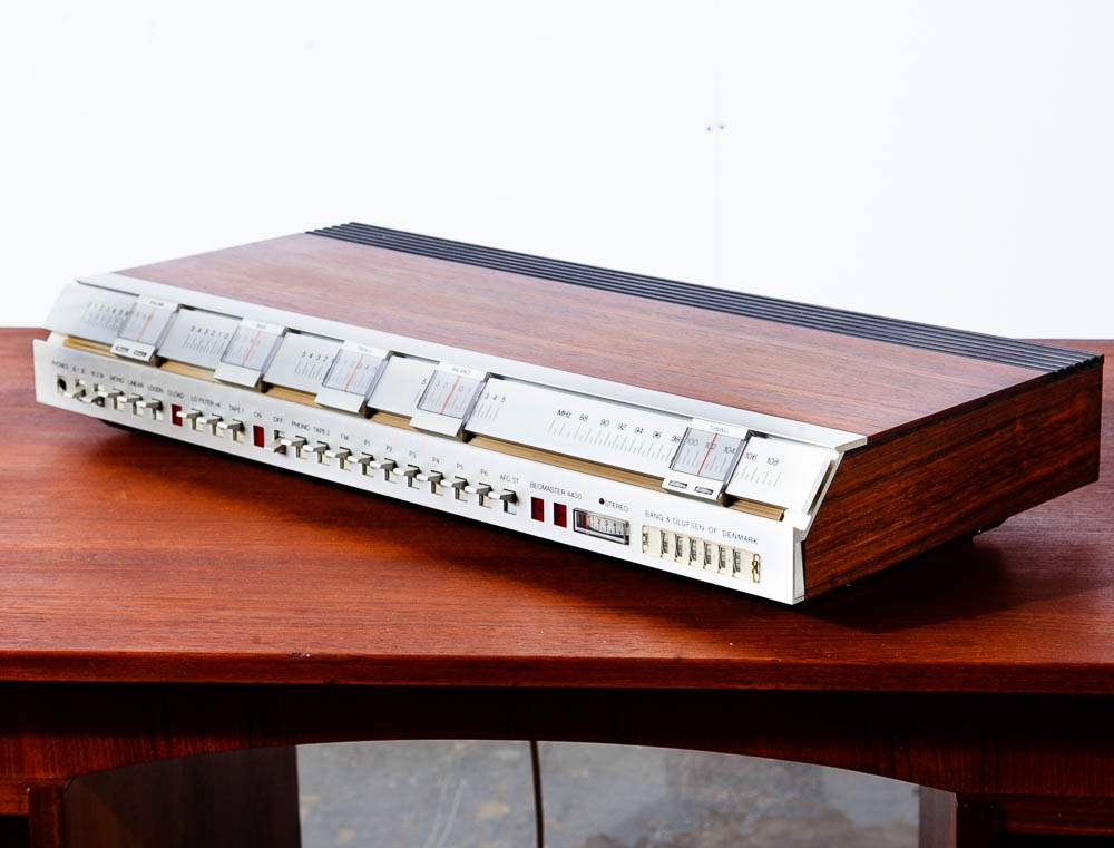 Mid Century Modern Receiver Tuner Bang & Olufsen 4400 B&O Denmark Works Rosewood
