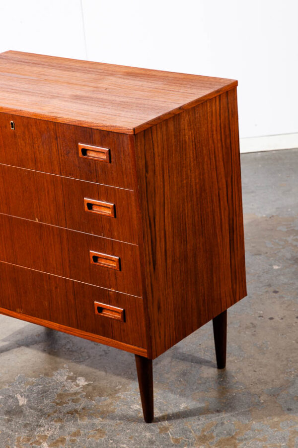 Mid Century Danish Modern Chest Drawers Dresser 4 drawer Teak Wood Denmark Mcm - Image 6