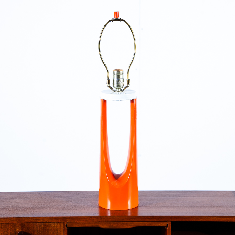 Mid Century Modern Table Lamp Enamel Orange Light Vintage Atomic Architectural - Image 3