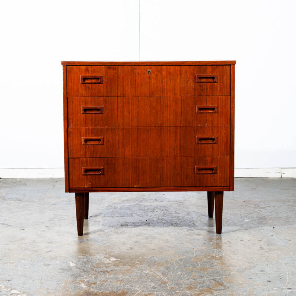Mid Century Danish Modern Chest Drawers Dresser 4 drawer Teak Wood Denmark Mcm - Image 2