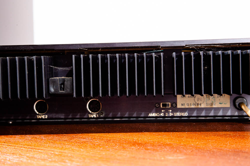 Mid Century Modern Receiver Tuner Bang & Olufsen 4400 B&O Denmark Works Rosewood - Image 9