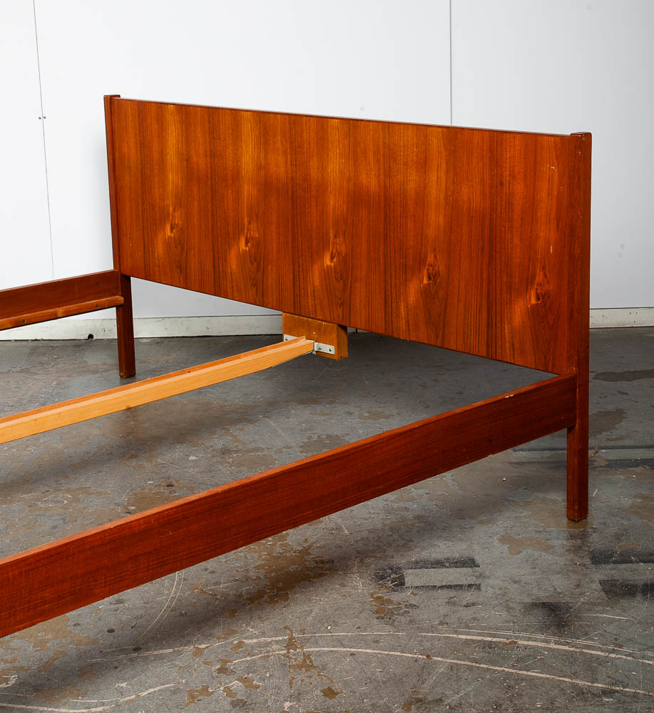 Mid Century Danish Modern Headboard Queen Teak Bed Frame Mcm Footboard Denmark - Image 7