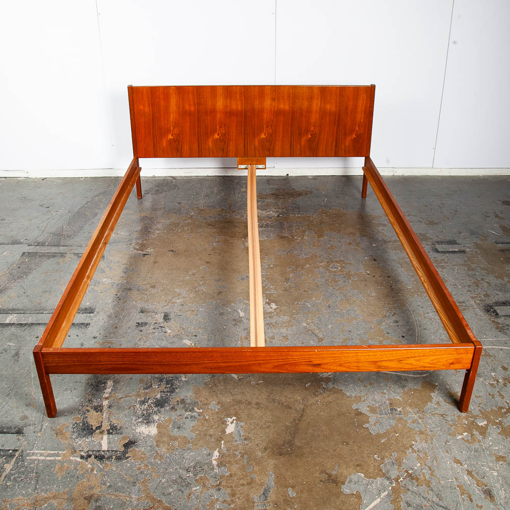 Mid Century Danish Modern Headboard Queen Teak Bed Frame Mcm Footboard Denmark - Image 3