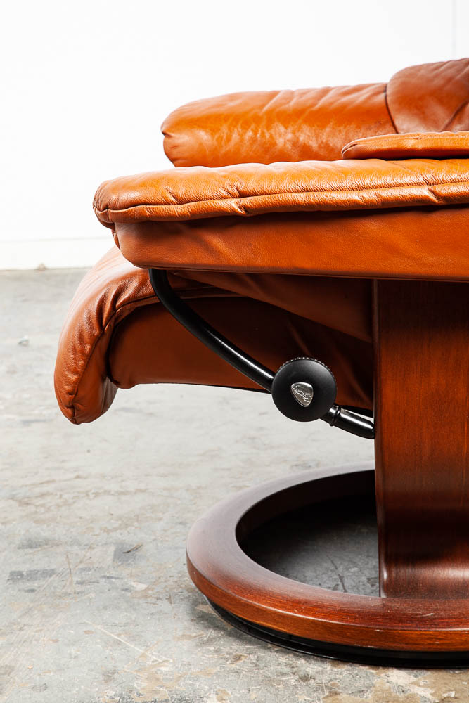Mid Century Danish Modern Lounge Chair Leather Tan Ekornes Burnt Orange Recliner - Image 8