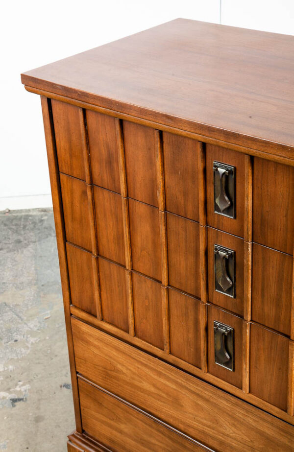 Mid Century Modern Dresser Highboy Dixie Walnut 5 Drawer Wood Brass Chest Handle - Image 7