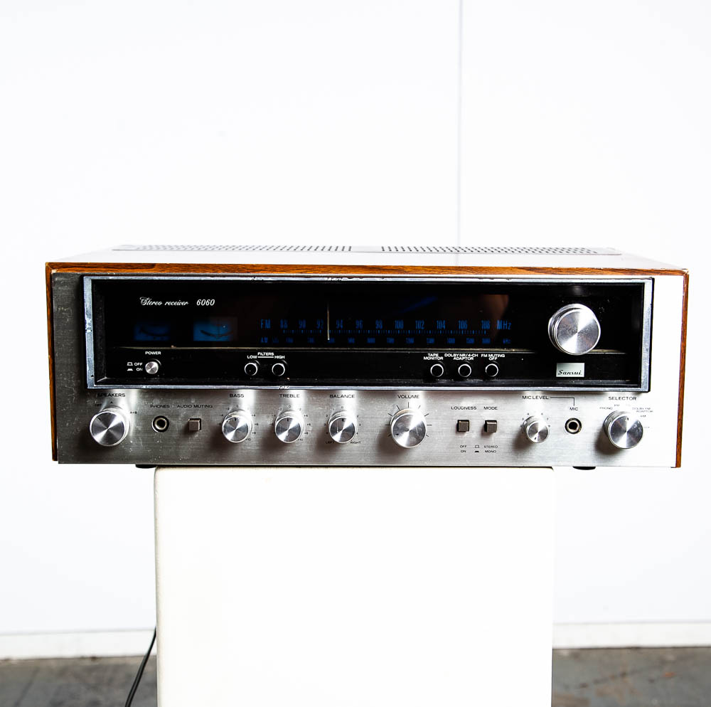 Vintage Sansui Reciever 6060 Wood Case Stereo Tuner Amplifier Silver Blue Lights - Image 3