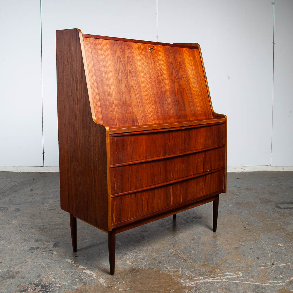 Mid Century Danish Modern Secretary Desk Bureau Denmark Vintage Drawers Vanity - Image 2
