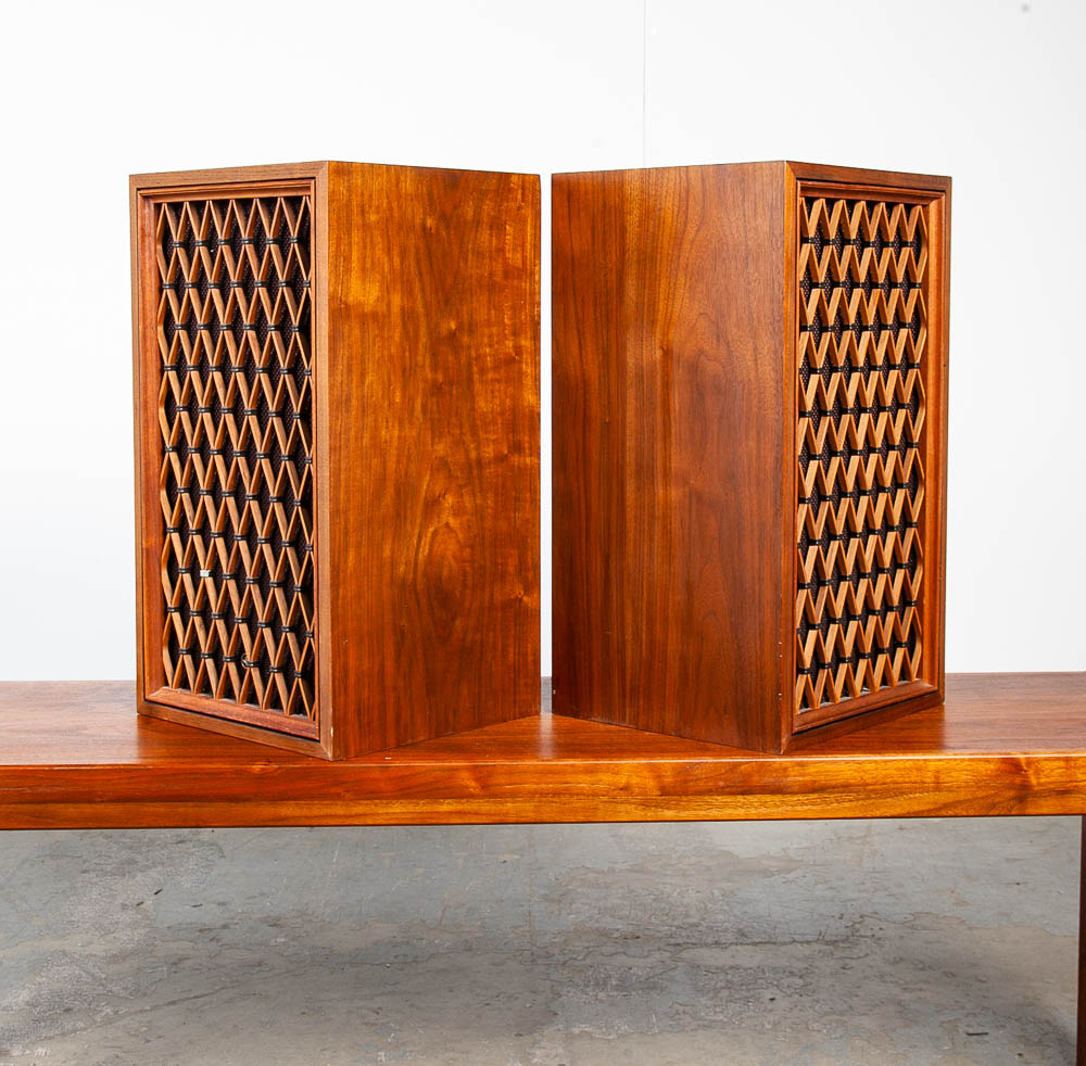 Mid Century Modern Vintage Speakers Pioneer CS-66E Pair Walnut Tested Mint Condition Hifi