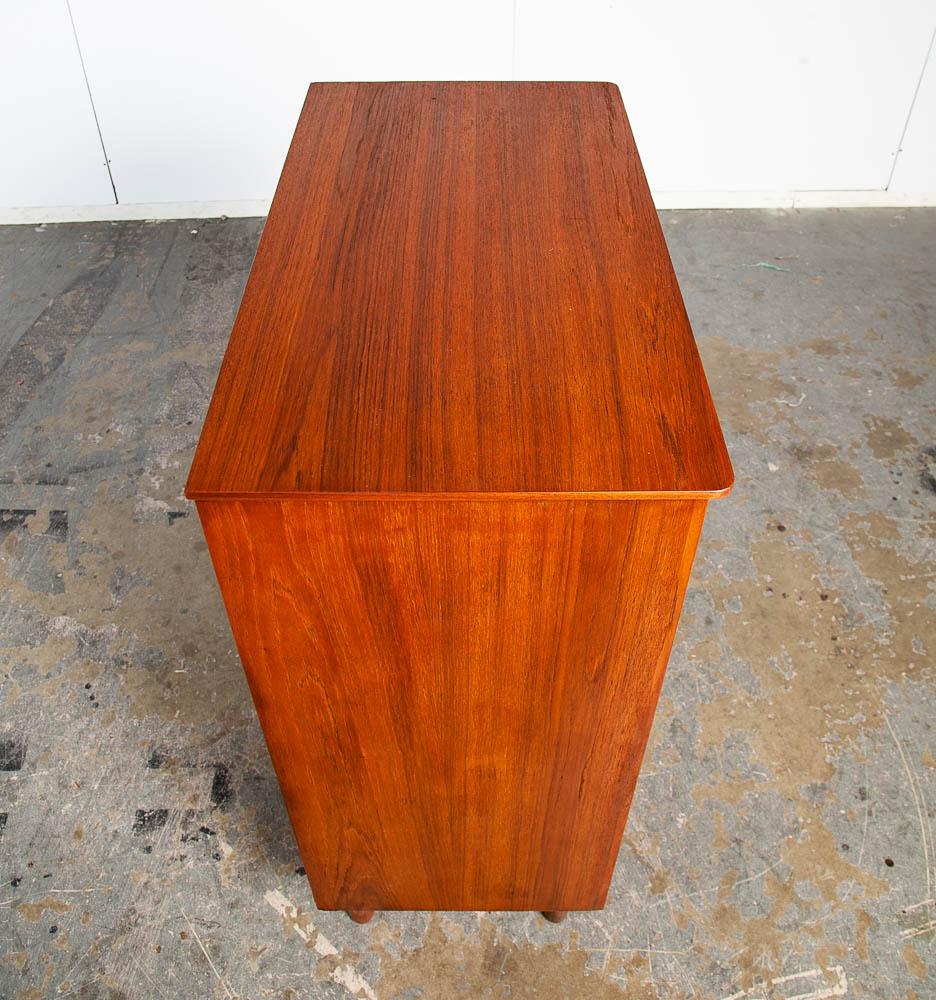 Mid Century Danish Modern Highboy Dresser 6 Drawer Teak Denmark Round Handle Locking Vintage - Image 8