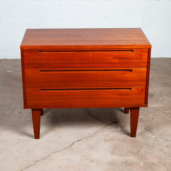 Mid Century Danish Modern Chest Drawers Dresser 3 Drawer Solid Teak Wood Denmark - Image 5