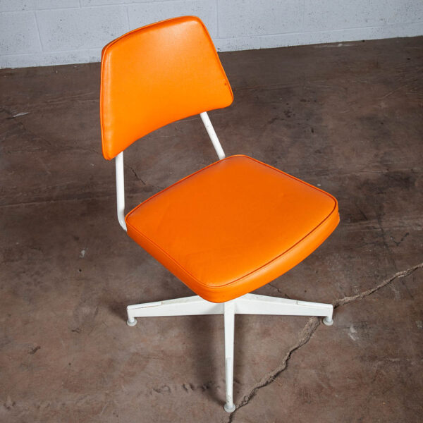 Mid Century Modern Office Chair Cali-Style Orange White Swivel Lounge Vintage - Image 2
