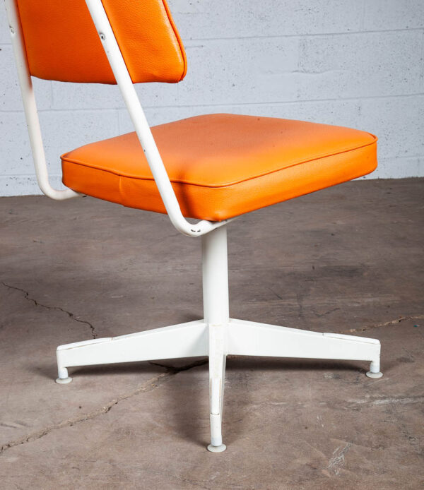Mid Century Modern Office Chair Cali-Style Orange White Swivel Lounge Vintage - Image 9