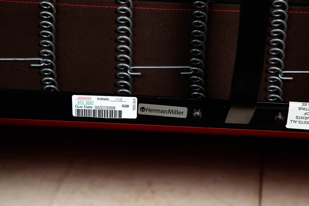 Mid Century Modern Couch Compact Sofa Charles Eames Herman Miller Red Vintage - Image 5