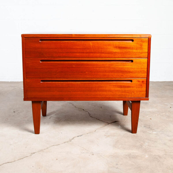 Mid Century Danish Modern Chest Drawers Dresser 3 Drawer Solid Teak Wood Denmark