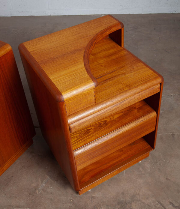 Mid Century Danish Modern Nightstands Brouer Solid Teak End Table Set Pair Tray - Image 10