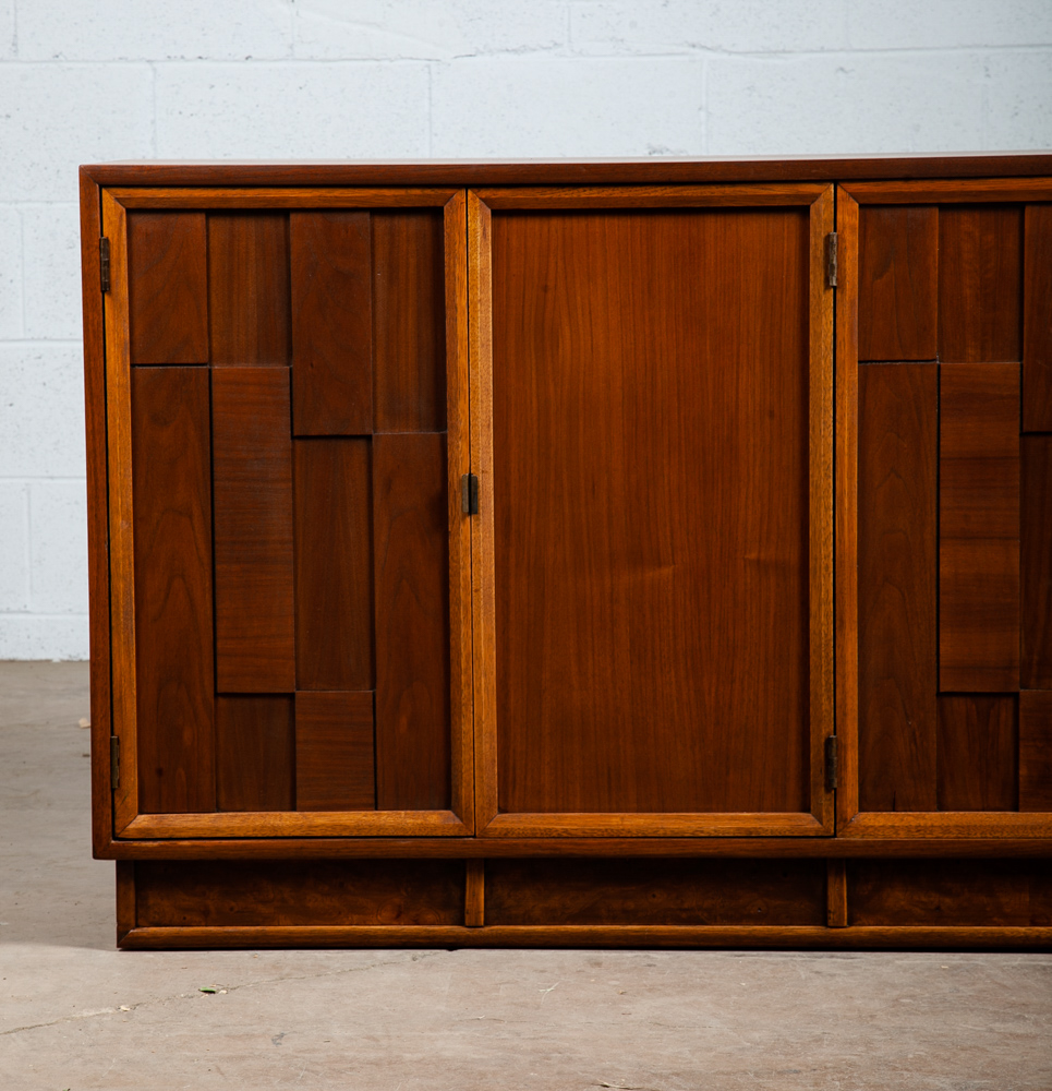 Mid Century Modern Credenza Sideboard Kroehler Entry Walnut Refinished Drawers M - Image 9