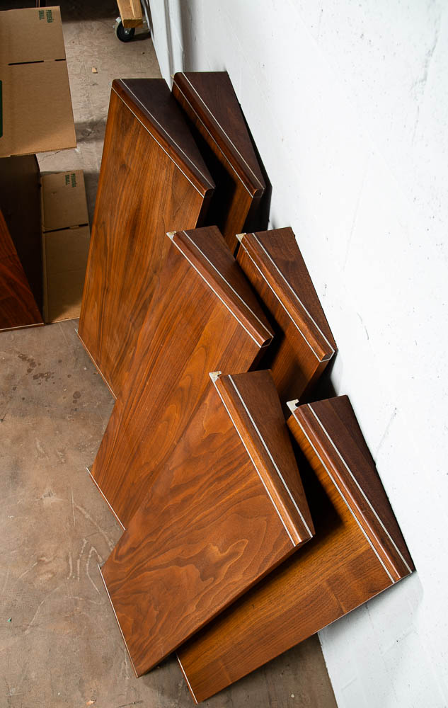 Mid Century Modern Wall Unit Barzilay Walnut System Audio 2-3 Bay Modular Gerald McCabe Large Adjustable Shelving Hifi - Image 4