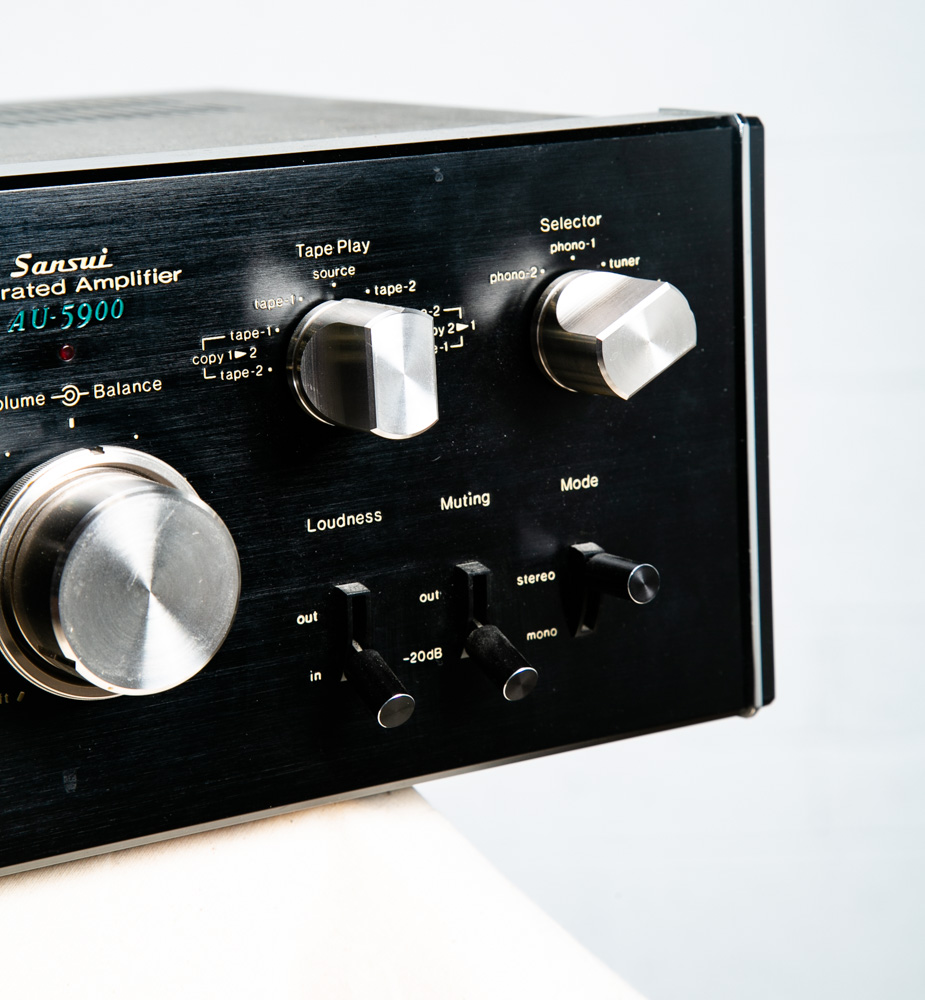 Sansui AU-5900 インテグレーテッドアンプジャック品 ☆45年前！ SANSUI AU-5900 プリメインアンプのメンテナンスを