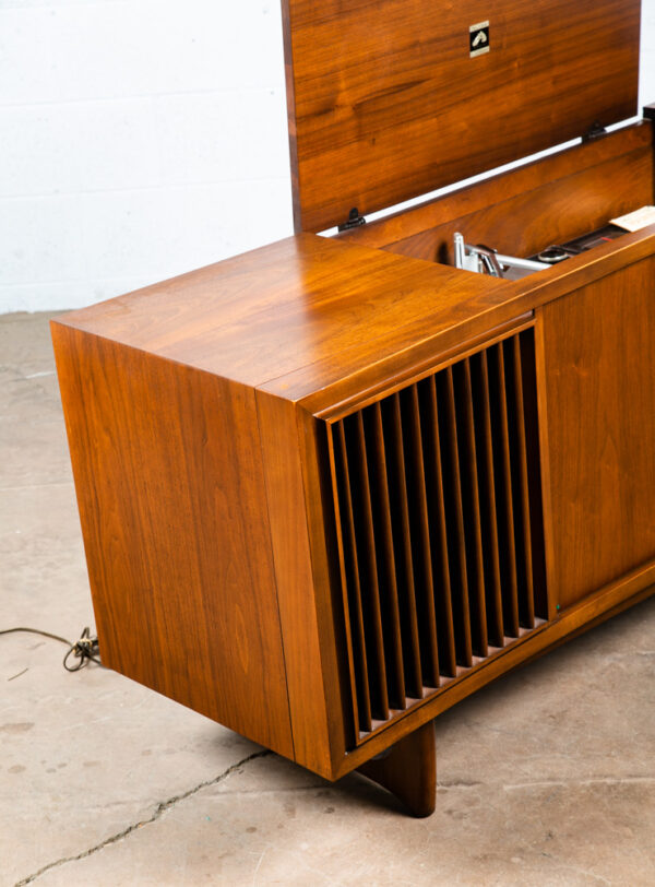Mid Century Modern Stereo Console Record Player RCA Victor Radio Credenza Hifi M - Image 10