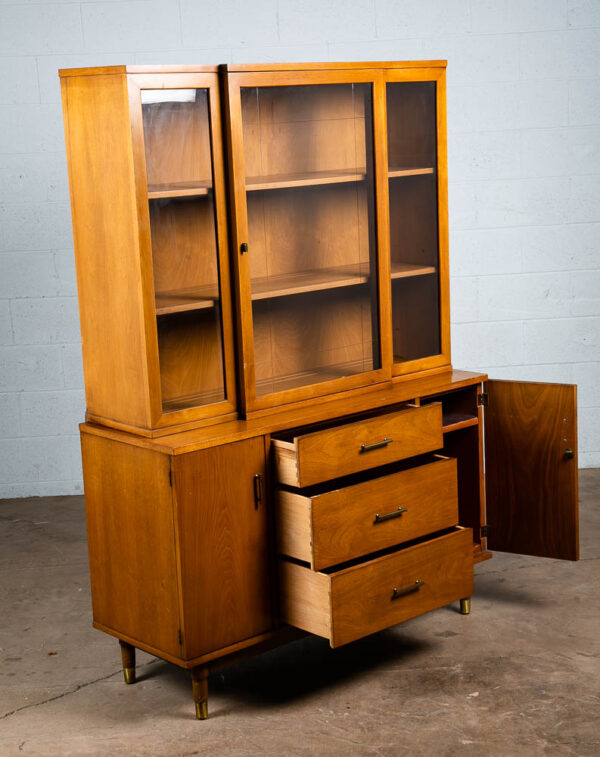 Mid Century Modern China Cabinet Hutch Cabinet Glass Display Drexel Biscayne Walnut Mcm - Image 3