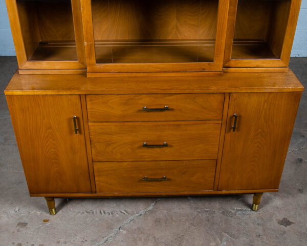 Mid Century Modern China Cabinet Hutch Cabinet Glass Display Drexel Biscayne Walnut Mcm - Image 8