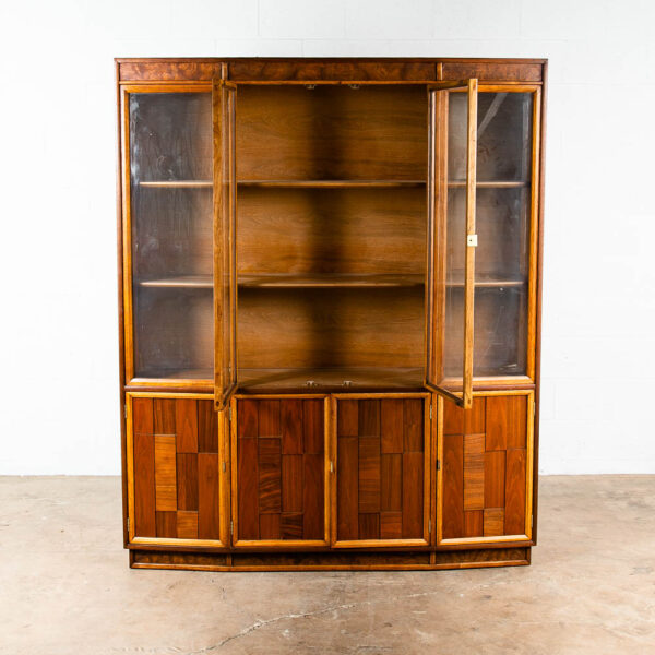 Mid Century Modern China Cabinet Credenza Glass Walnut Kroehler Drawers Hutch - Image 2