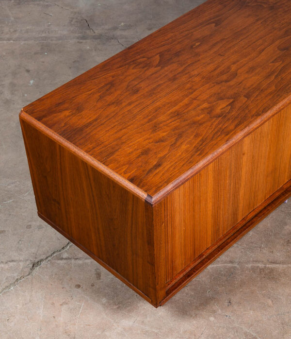 Mid Century Modern Credenza Stereo Console Cabinet Tambour Door Barzilay Walnut - Image 9