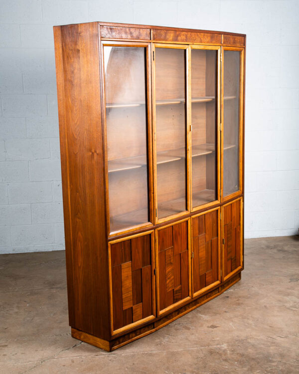 Mid Century Modern China Cabinet Credenza Glass Walnut Kroehler Drawers Hutch - Image 3