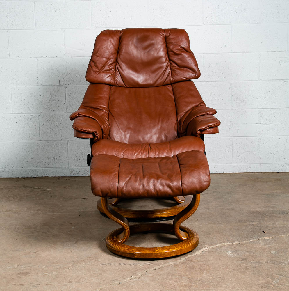 Mid Century Modern Lounge Chair Ox Blood Red Leather Ekornes Recliner Stressless - Image 4