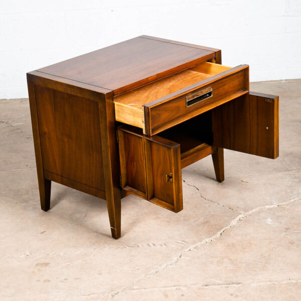 Mid Century Modern Nightstand Side Table Doors Drawer Walnut Wood Vintage Drexel - Image 5