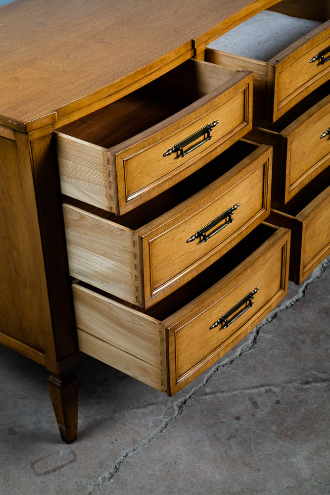 Mid Century Modern Dresser Credenza 9 Drawer Malcolm Vintage Walnut Sideboard VG - Image 8