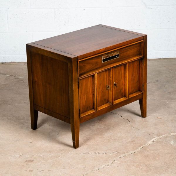 Mid Century Modern Nightstand Side Table Doors Drawer Walnut Wood Vintage Drexel