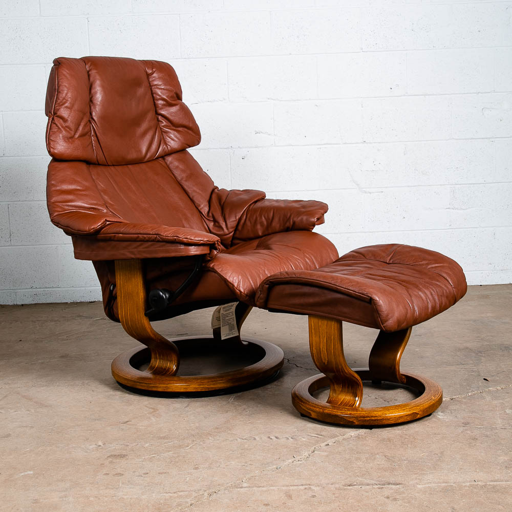 Mid Century Modern Lounge Chair Ox Blood Red Leather Ekornes Recliner Stressless - Image 2