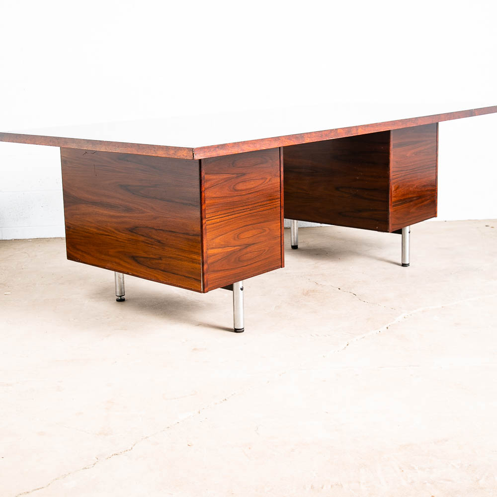 Mid Century Danish Modern Desk Executive Brazilian Rosewood Metal 5 Drawer Mcm - Image 4