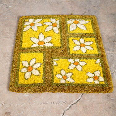 Mid Century Modern Shag Rug Floral Abstract Groovy Yellow Green White 42" Square