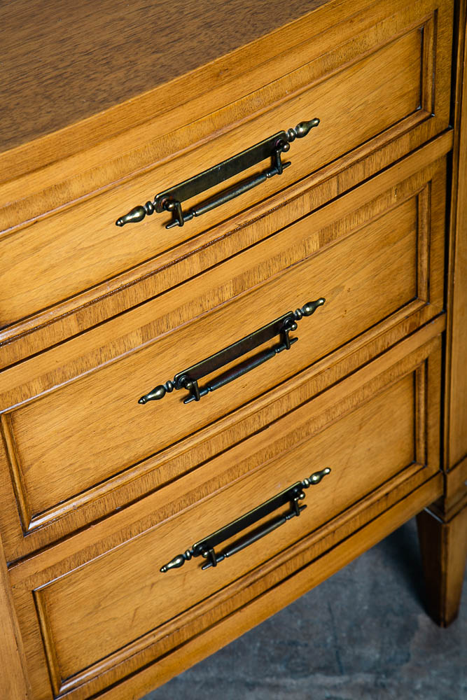 Mid Century Modern Dresser Credenza 9 Drawer Malcolm Vintage Walnut Sideboard VG - Image 9
