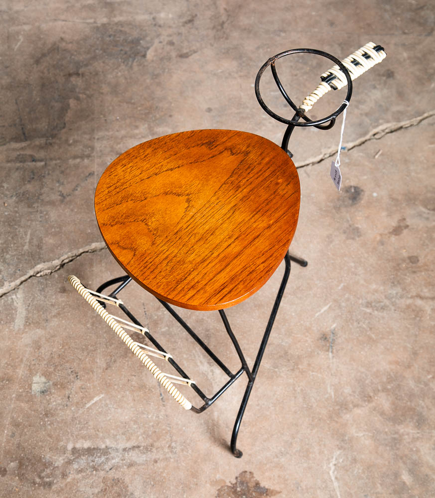 Mid Century Danish Modern End Table Side Teak Magazine Rack Compact Tripod 3 Leg - Image 7