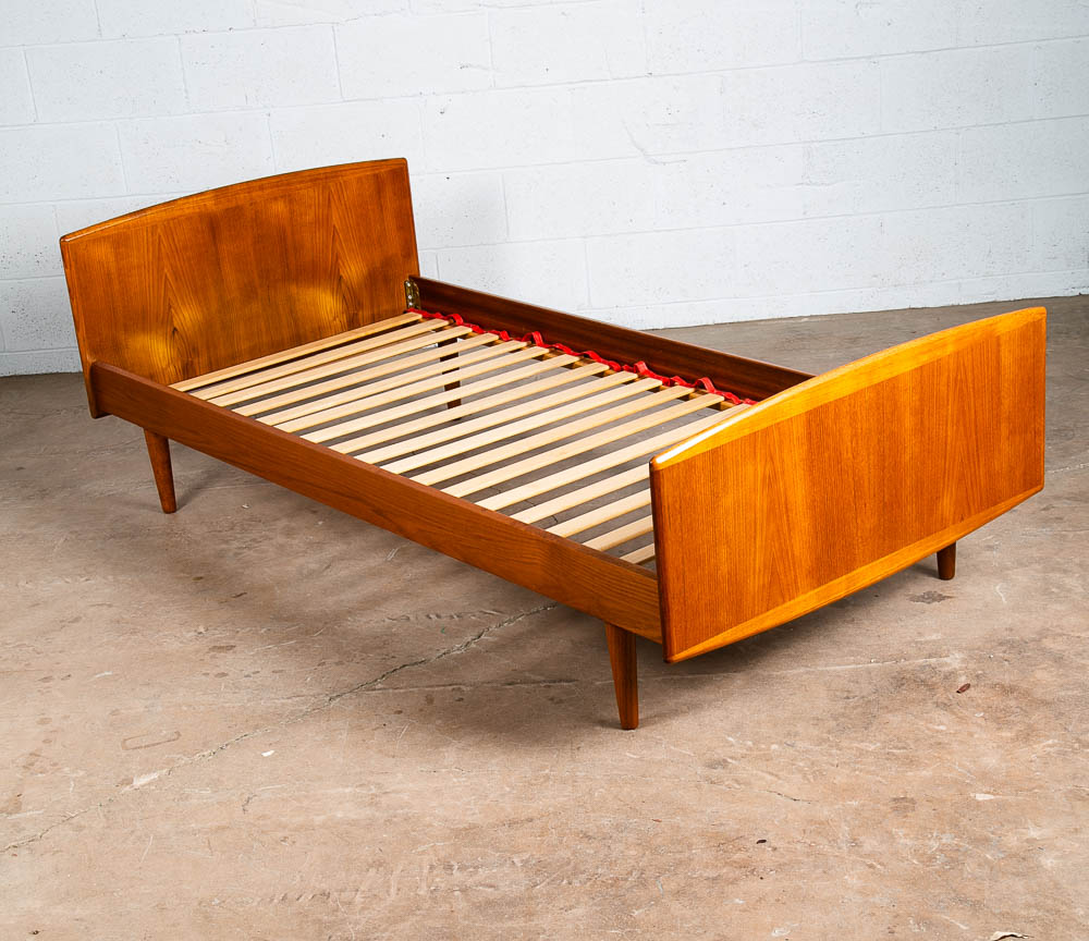 Mid Century Danish Modern Bed Frame Sm Single Teak Denmark Sannemanns Mobler