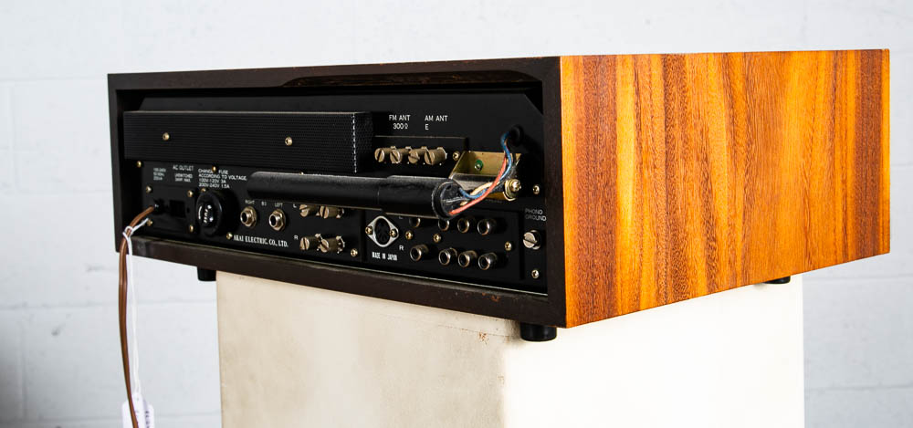 Vintage Receiver Akai Silver Face AA-6600 Stereo Walnut Wood Case Solid State VG - Image 8